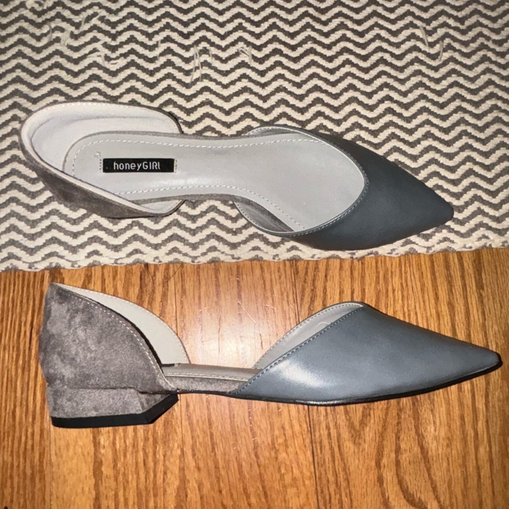 NWOT Grey Two Toned Faux Leather Flats